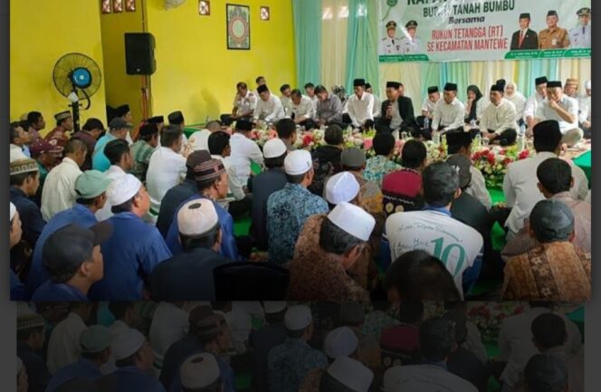 
 Bupati Tanah Bumbu Umumkan Rencana Kenaikan Insetif RT