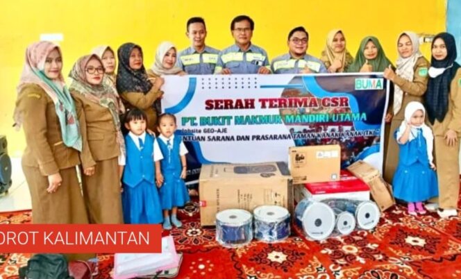 
 PT Buma Jobsite Geo-Aje Sumbangkan Bantuan Pendidikan ke 10 Desa di Tanah Bumbu