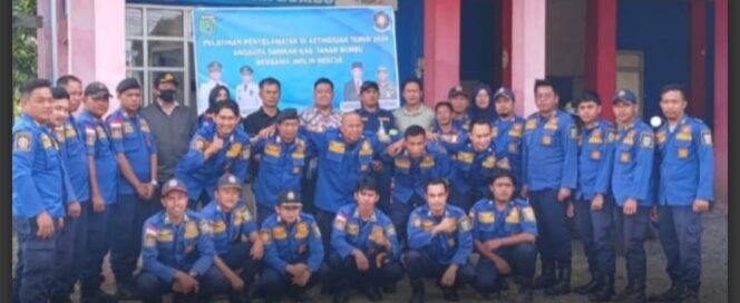 
 Satpol PP dan Damkar Tanbu Latihan Penyelamatan Dari Ketinggian: Upaya Tanggap Darurat Dalam Menghadapi Bencana