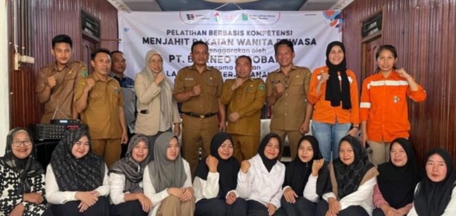 
 Pelatihan Menjahit Pakaian Wanita Dewasa di Tanah Bumbu Membuka Peluang Baru untuk Kemandirian Ekonomi