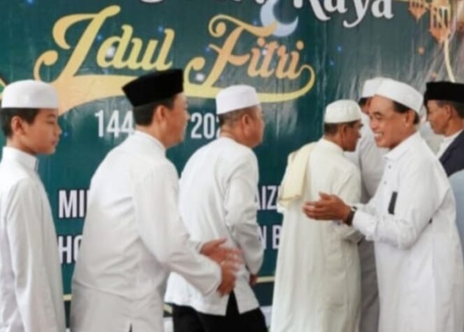 
 Suasana Keceriaan Memenuhi Open House Idul Fitri Bupati Tanah Bumbu HM.Zairullah Azhar