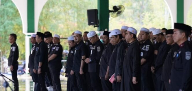 
 **Pemkab Tanbu: Menggelar Apel Hari Otonomi Daerah untuk Mendorong Kemajuan Ekonomi dan Pembangunan*