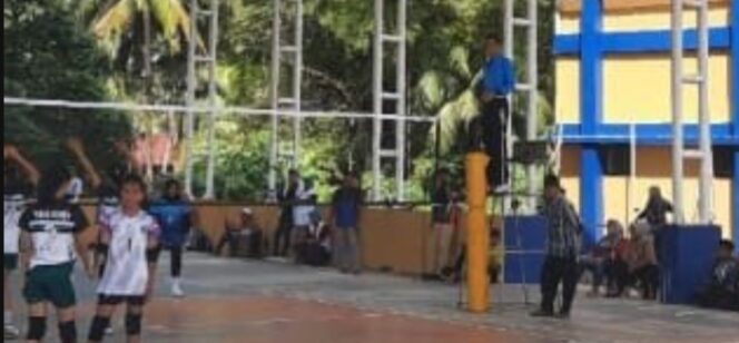 
 *Tim Voli Putri Tanah Bumbu Lolos ke Delapan Besar POPDA Kalsel 2024**