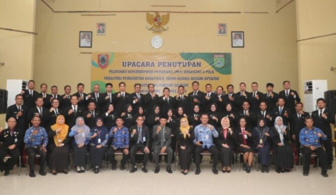 
 *Sekda Tanah Bumbu Apresiasi Kelulusan Peserta Pelatihan Kepemimpinan Angkatan V 2024**