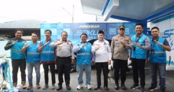 
 PLN Resmikan SPKLU di Tanah Bumbu: Dorong Kendaraan Listrik dan Transportasi Ramah Lingkungan