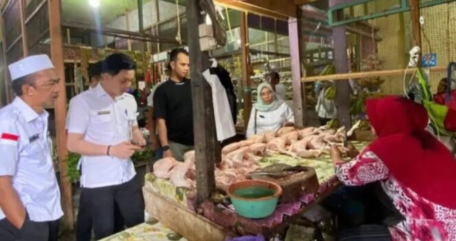 
 Jelang Pilkada 2024, Pemkab Tanah Bumbu Tegaskan Ketersediaan Bahan Pokok Aman