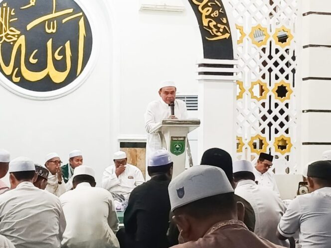 
 Majelis Lailatul Jumat: Momen Kebersamaan dan Doa untuk Tanah Bumbu