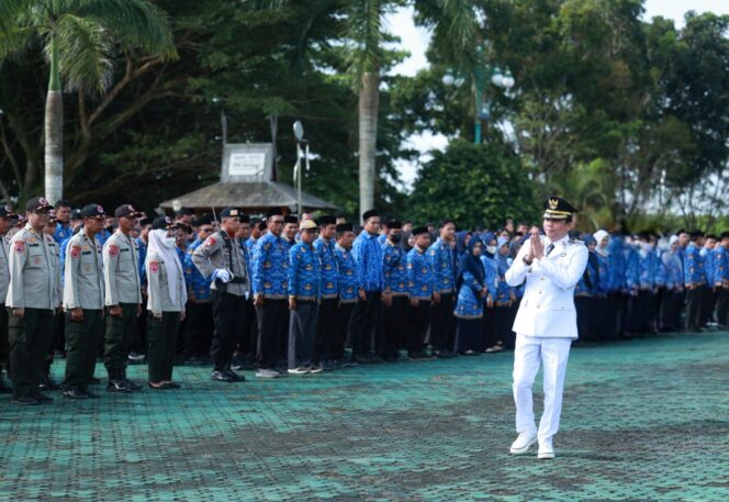 
 Pimpin Upacara Hari Otonomi Daerah Ke-29, Bupati Bang Arul Serukan Sinergi Menuju Indonesia Emas 2045