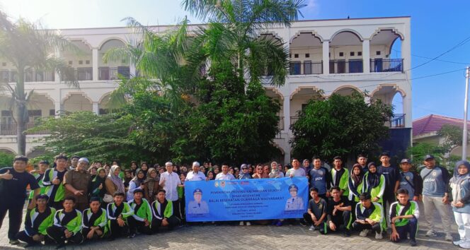 
 Dukung Gaya Hidup Sehat Gen Z, Dinkes Kalsel Gelar Pengukuran Kebugaran Jasmani di MA Darul Azhar Tanah Bumbu