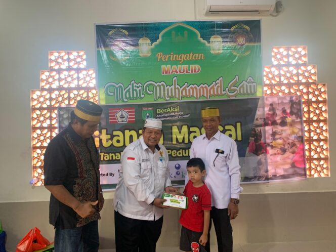 
 Baznas Tanah Bumbu Perkuat Peran Sosial Lewat Dukungan Khitanan Massal Bersama KKSS
