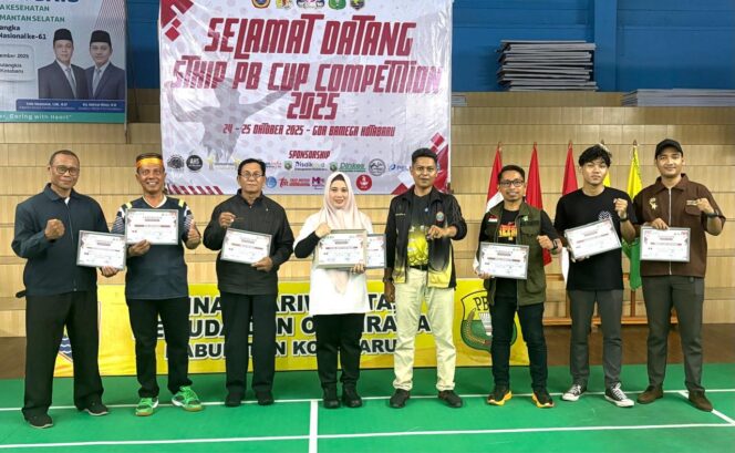 
 Disparpora Kotabaru Resmi Buka Kejuaraan Bulutangkis STKIP PB Cup Competition 2025