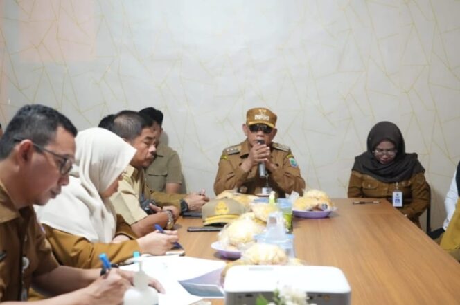 
 Bupati Kotabaru Tinjau Disdikbud dan PUPR: Pastikan Program Pembangunan dan Pelayanan Publik Berjalan Efektif