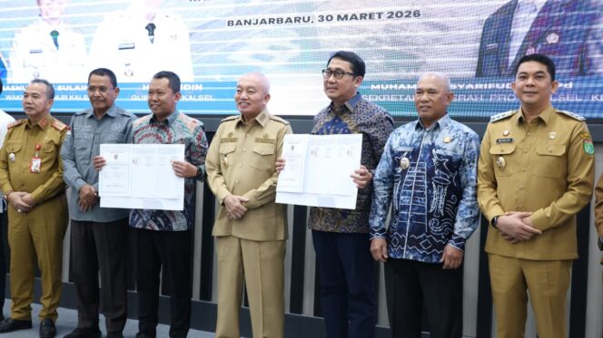 
 Kontrak Pembangunan Jembatan Pulau Laut Resmi Diteken, Tanah Bumbu – Kotabaru Siap Terkoneksi
