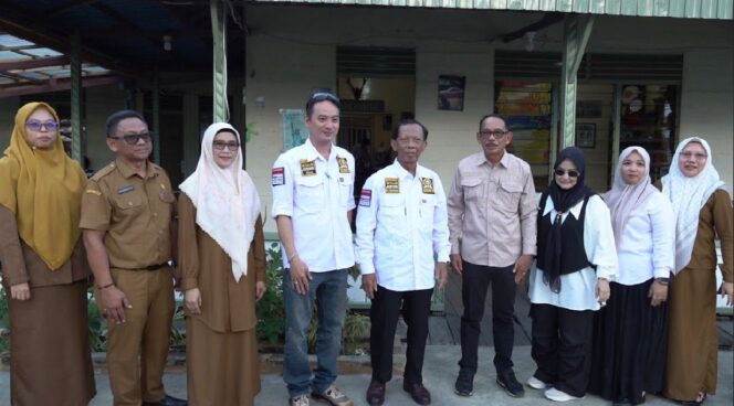 
 Komisi II dan III DPRD Kotabaru Sidak Kelangkaan Susu UHT di Sejumlah Minimarket