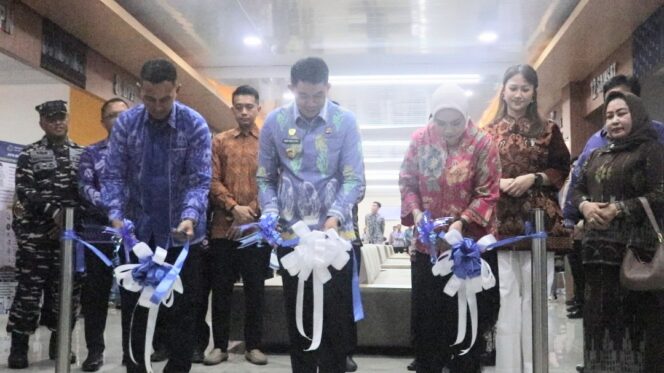 
 Bupati Andi Rudi Latif Resmikan Mal Pelayanan Publik Tanah Bumbu di Pusat Kota, Warga Kini Lebih Mudah Urus Administrasi