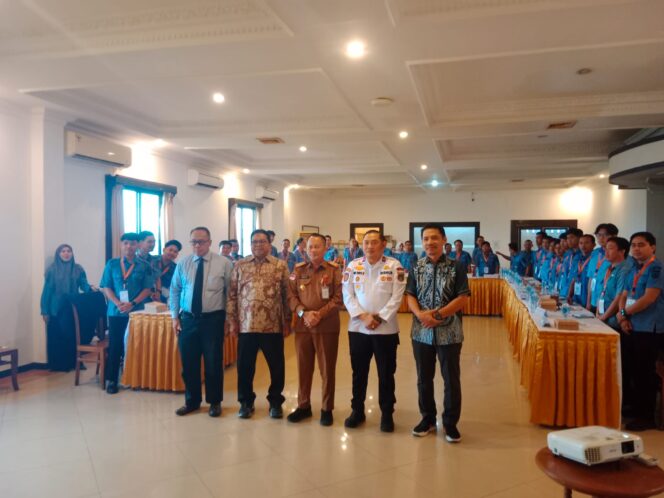 
 Tingkatkan Mutu Pelayanan Air Bersih, PT Air Minum Bersujud Gelar Bimtek Operator IPA Selama Tiga Hari
