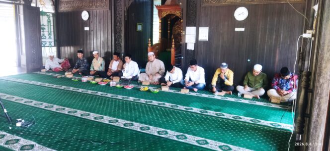 
 UNUKASE Berduka, Tiga Mahasiswa KKN Gugur dalam Musibah di Mantewe, Kampus Gelar Doa Bersama dan Hentikan Sementara Program KKN
