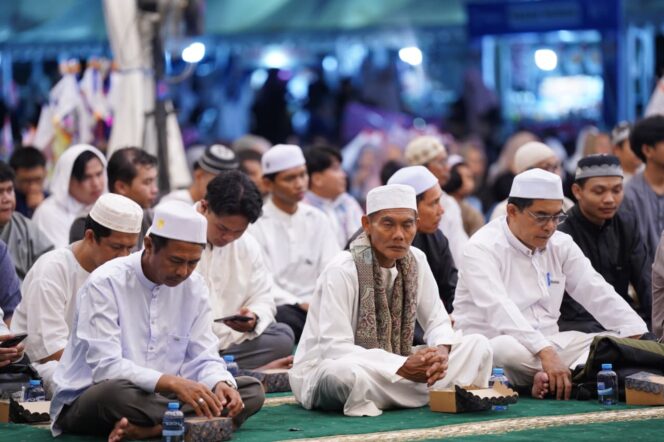 
 Bupati Andi Rudi Latif : Maulid Nabi Momentum Perkuat Nilai Keteladanan dan Persatuan