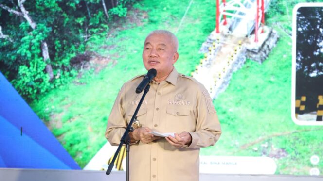 
 Gubernur Kalsel Apresiasi Bupati Tanah Bumbu atas Penerangan Jalan Bypass Batulicin-Banjarbaru