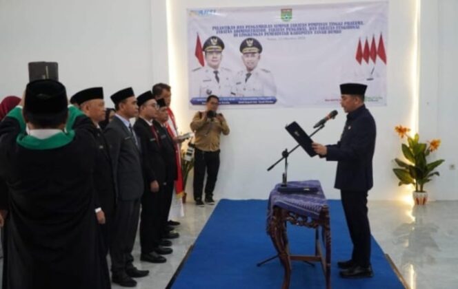 
 Bupati Andi Rudi Latif Lantik 10 Pejabat Pemkab Tanah Bumbu, Tekankan Integritas dan Pelayanan Publik